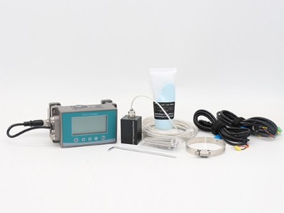 (扣即測)夾持式超聲波流量計 (扣即測)夾持式超聲波流量計